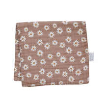 Load image into Gallery viewer, Daisy Burp Cloth
